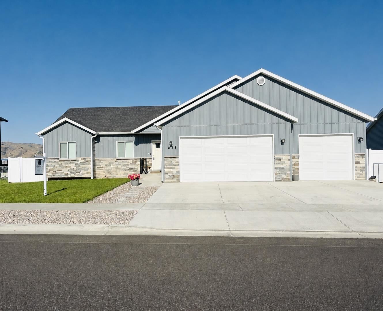Property Photo:  1158 Dolostone Drive  ID 83201 
