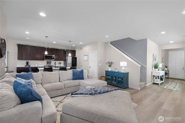 Property Photo:  9011  Viola Street SE  WA 98501 