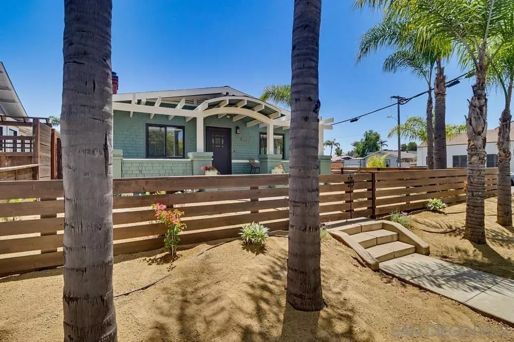 Property Photo: 1403 Fern St CA 92102