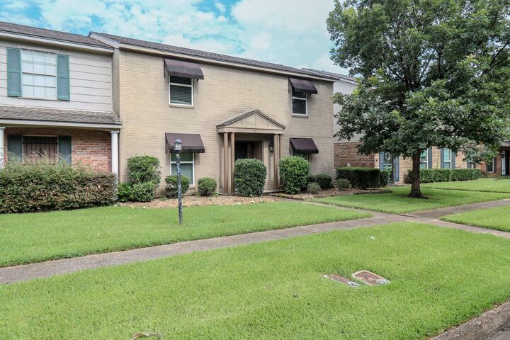 Property Photo: 387 Georgetown TX 77707