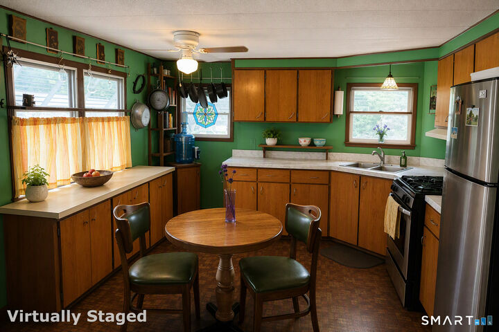 Property Photo: 18 Rivermead Boulevard CT 06118