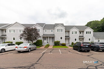 Property Photo: 65 Oak Ridge Drive 65 CT 06096