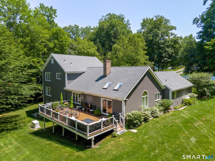Property Photo: 12 Lyndenwood Drive CT 06804