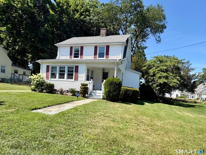 Property Photo:  8 Anson Street  CT 06614 