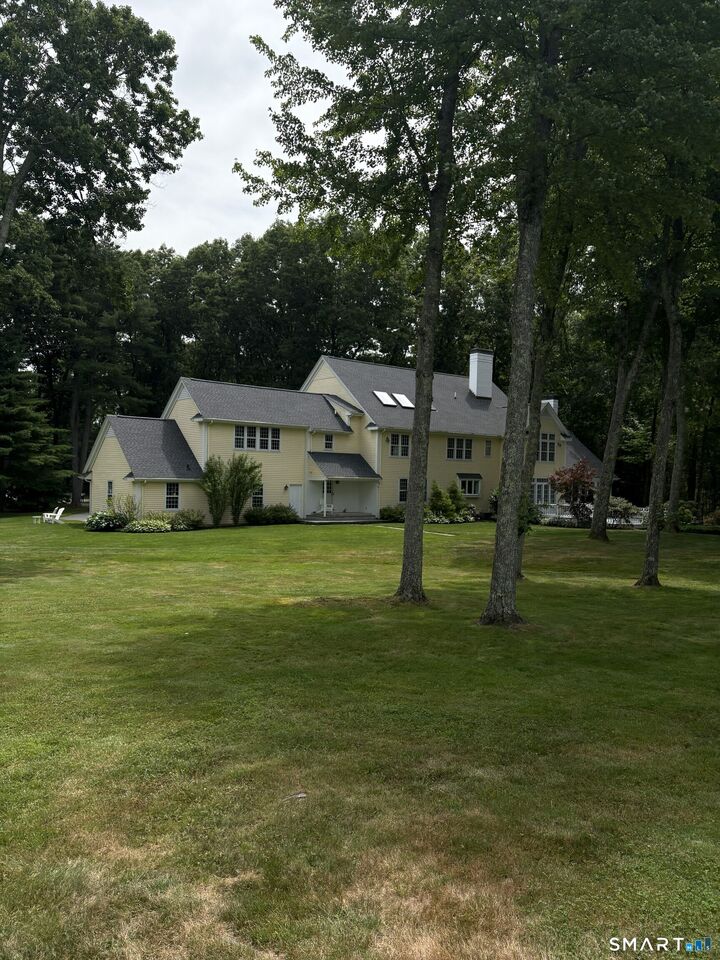 Property Photo:  45 Longview Road  CT 06001 