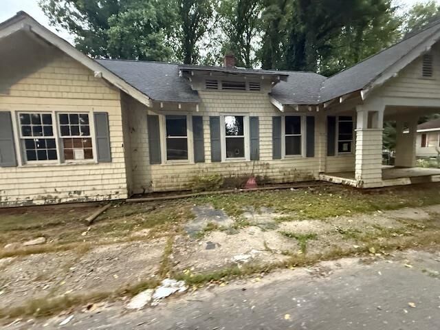 Property Photo:  121 Cameron Street  SC 29372 