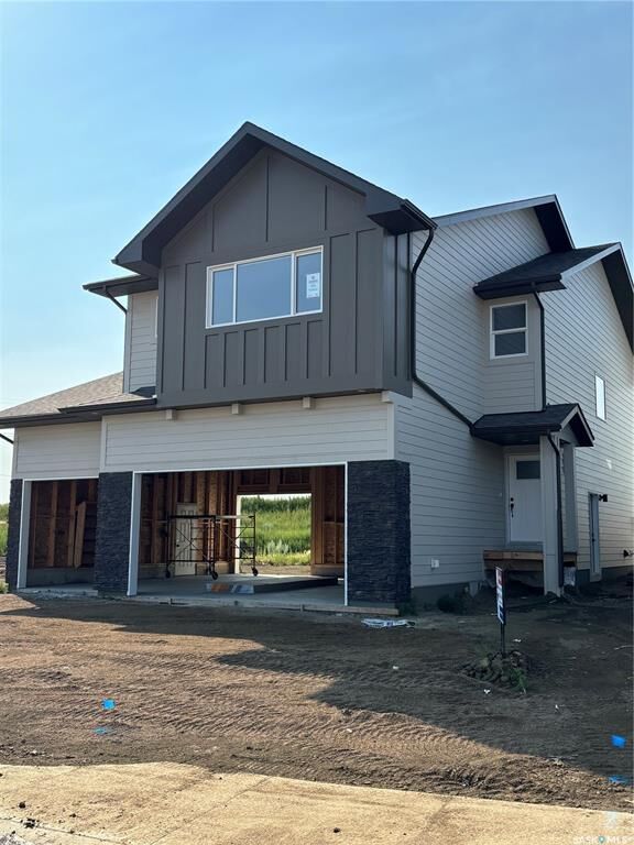 266 Kostiuk Crescent — photo 1