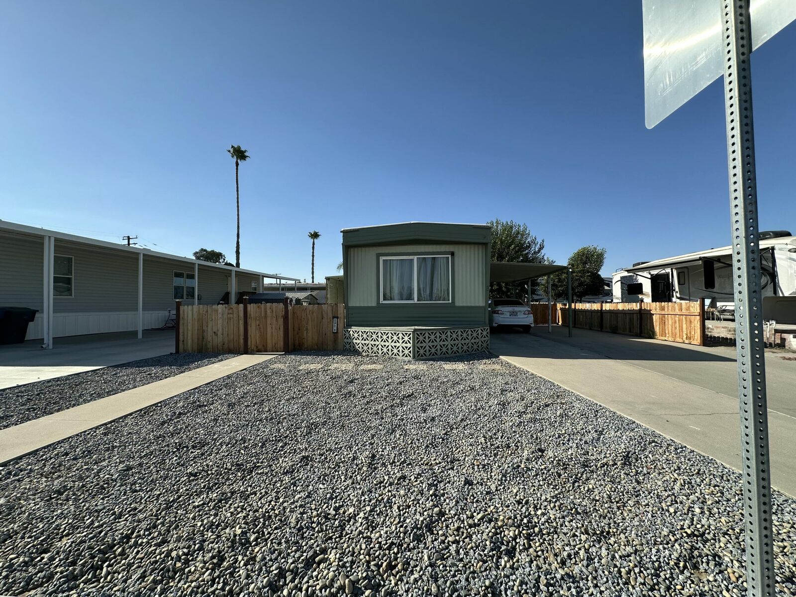 Property Photo: 560 W Pleasant Avenue 8 CA 93274