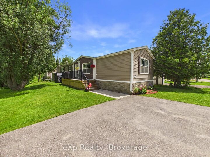 32 Maple Grove Village Road — photo 1