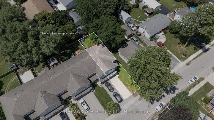 Property Photo:  280 Railway Avenue  ON N5A 2J4 