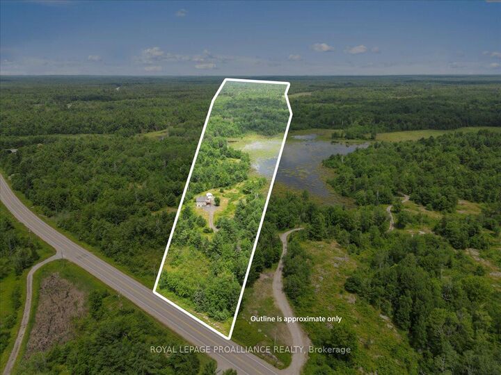 Property Photo:  11251B Highway 41 N/A  ON K0H 1Z0 