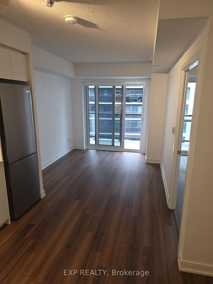Property Photo: 30 Samuel Wood Way 6 ON M9B 6K4