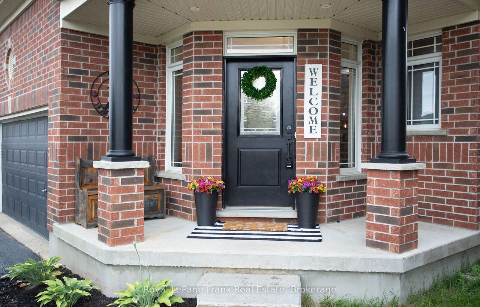 Property Photo:  80 Mike Hart Drive  ON L0M 1B6 