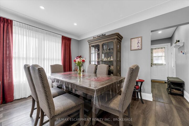Property Photo: 121 Edgemont Street N ON L8H 4E2