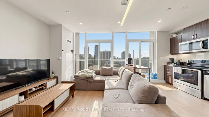 Property Photo:  1486 Bathurst Street 503  ON M5P 0A5 