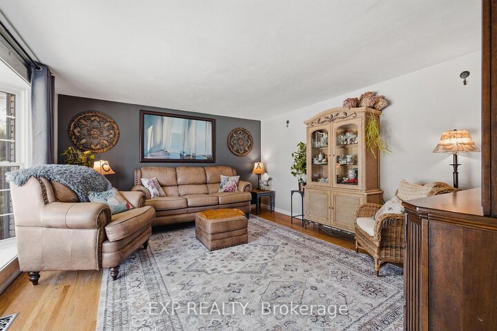 Property Photo:  89 Geneva Crescent  ON N2E 1M8 