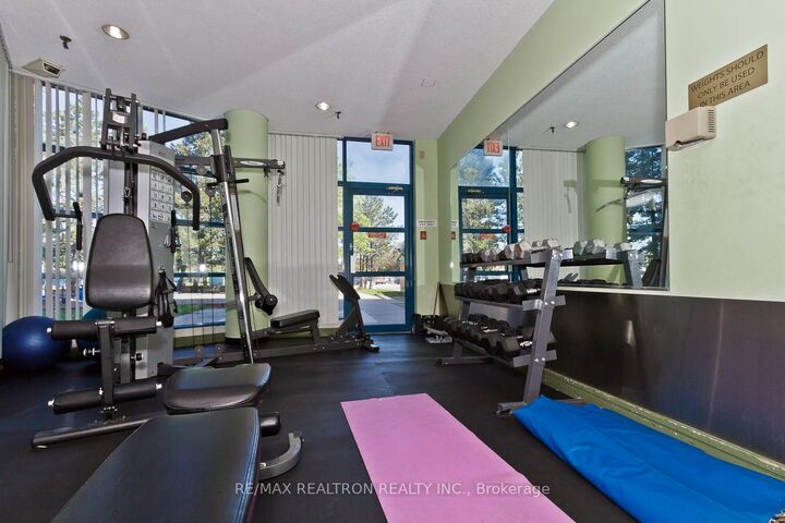 Property Photo:  25 Trailwood Drive 2403  ON L4Z 3K9 