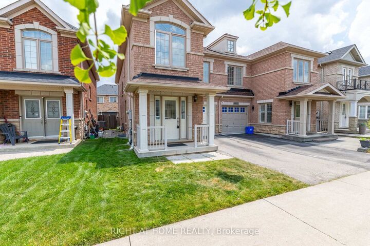 Property Photo: 4694 Thomas Alton Boulevard ON L7M 0G2