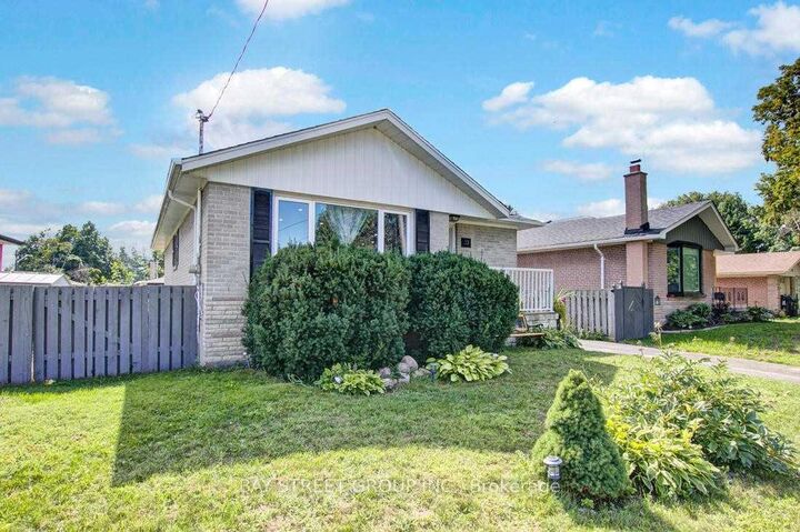 Property Photo: 23 Dalcourt Drive Main ON M1E 3G9