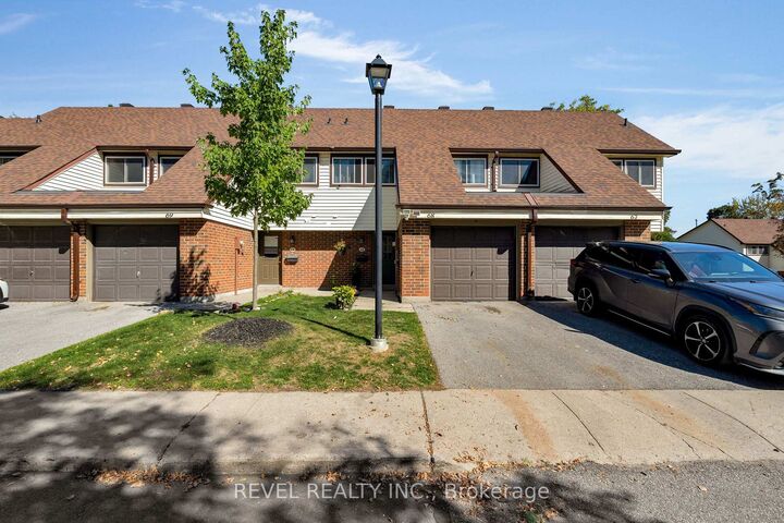 Property Photo:  28 Donald Street 68  ON L4N 4S6 