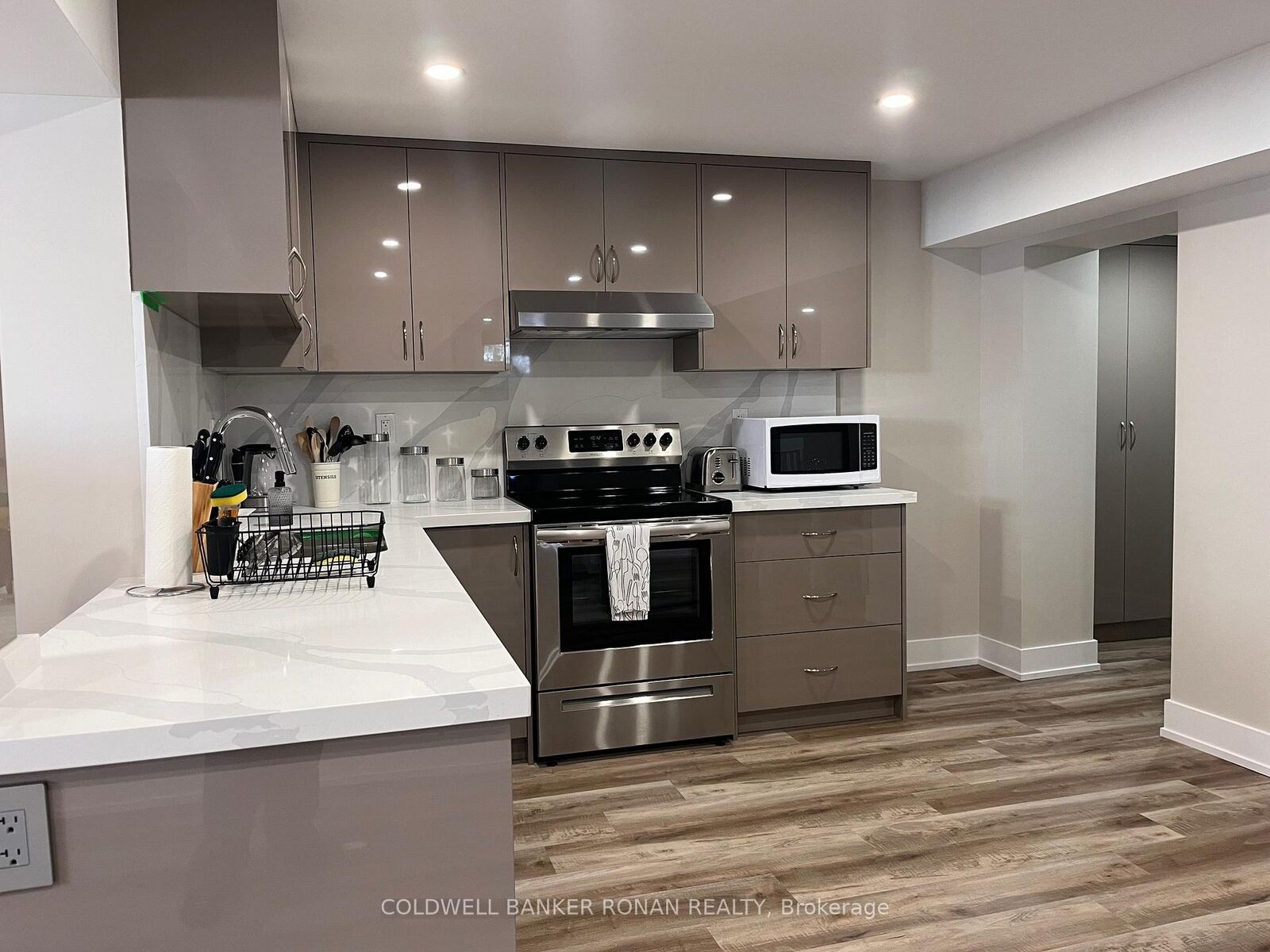 Property Photo:  5555 8th Line Unit B  ON L0L 1L0 
