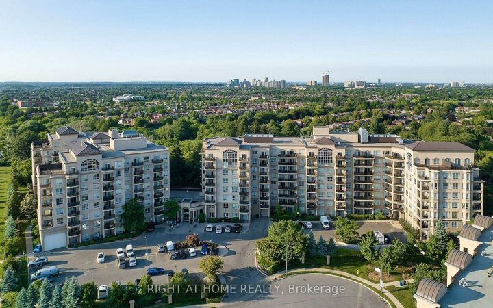Property Photo: 8 Maison Parc Court 305 ON L4J 9K5