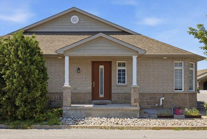 Property Photo: 116 Passageway Private ON K2M 1H6