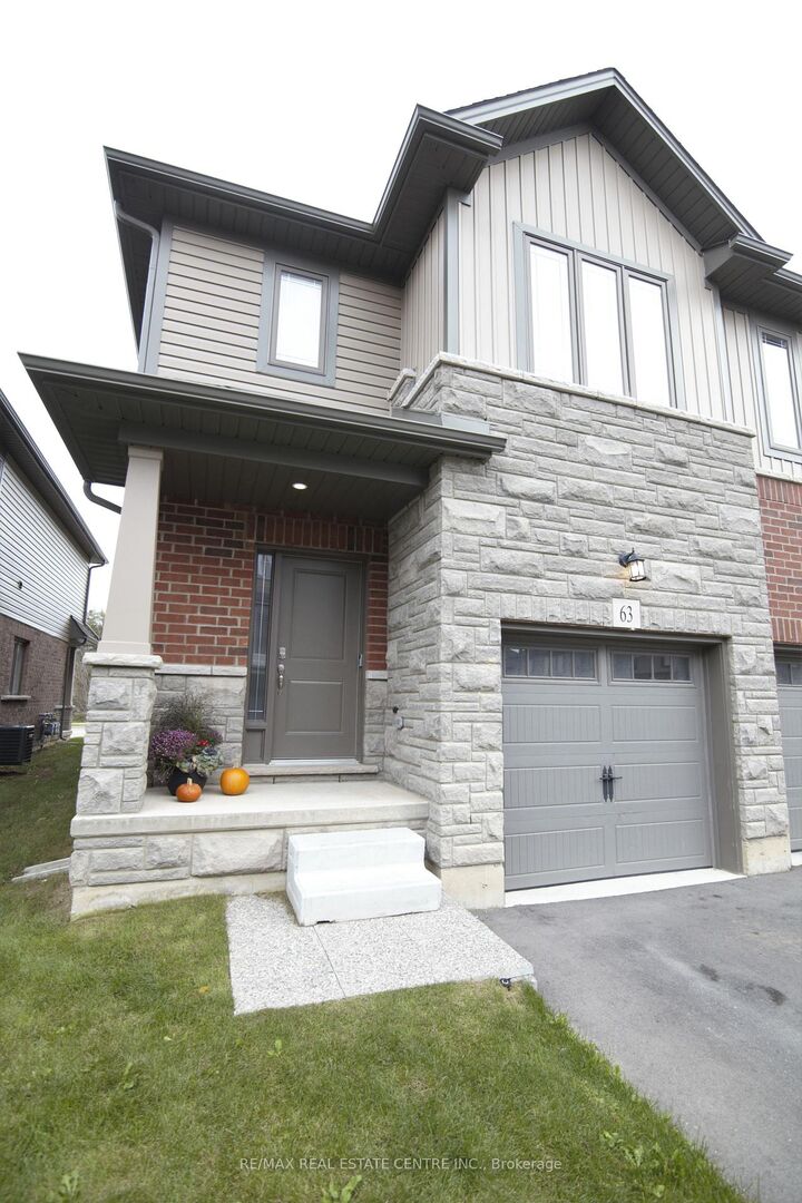 Property Photo:  77 Diana Avenue 63  ON N3T 0R6 