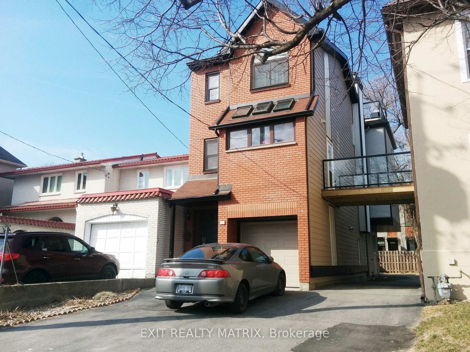 Property Photo:  222 Blackburn Avenue B  ON K1N 8A8 