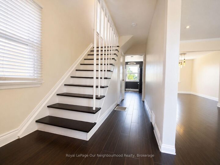 Property Photo:  728 Weston Road  ON M6N 3R5 