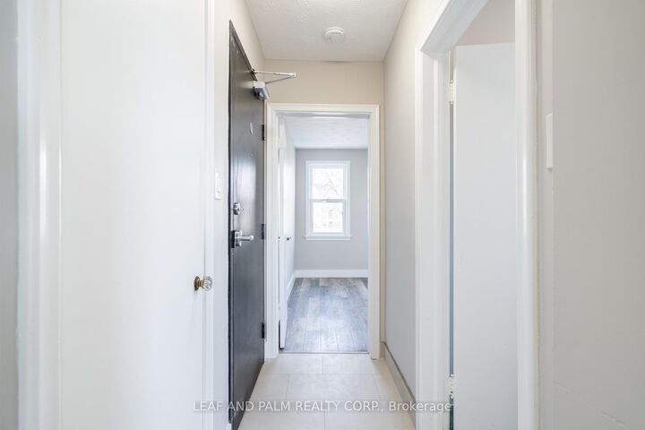 Property Photo: 5567 Ontario Avenue 2 ON L2E 3S4