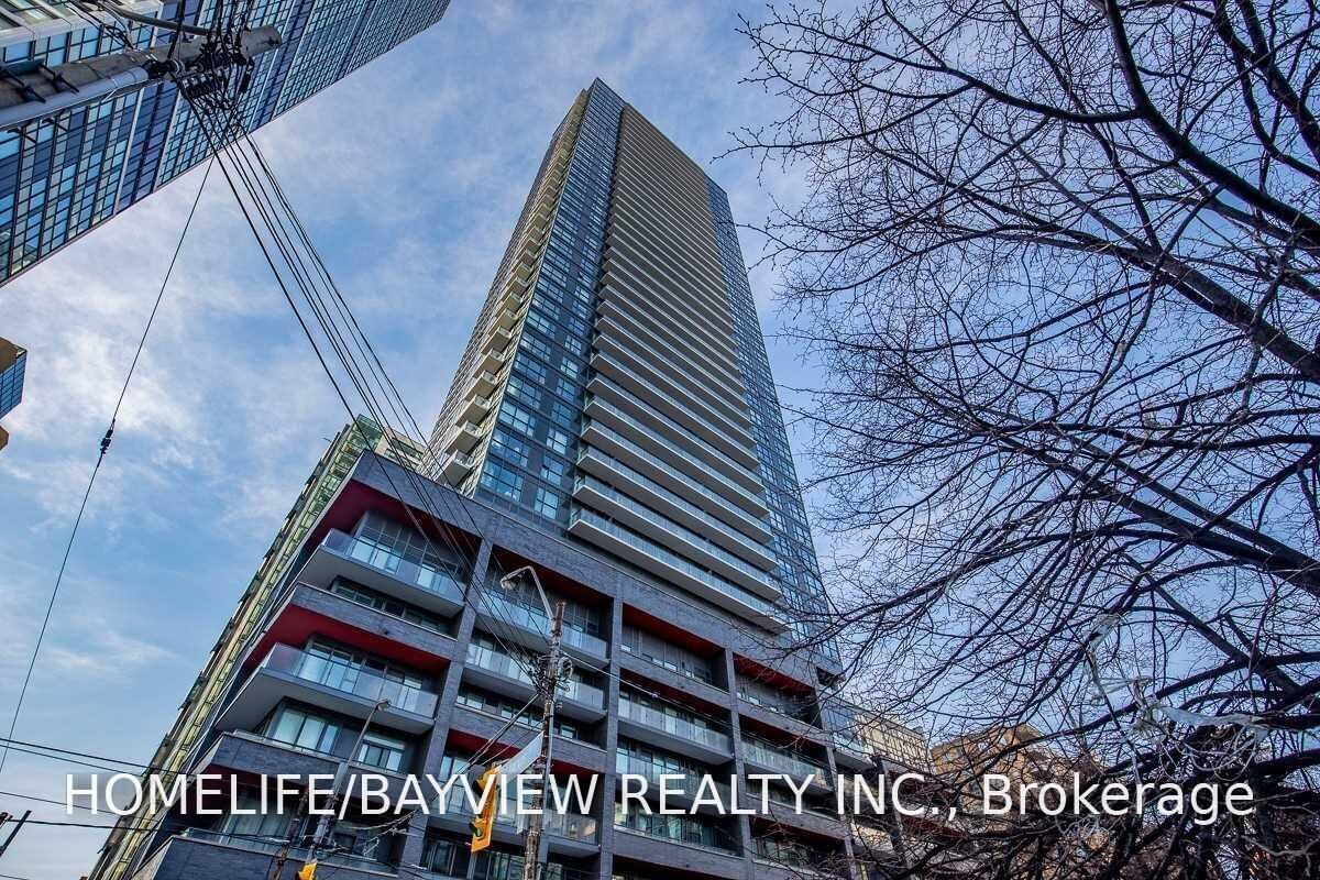 Property Photo:  159 Dundas Street E 1807  ON M5B 1E4 