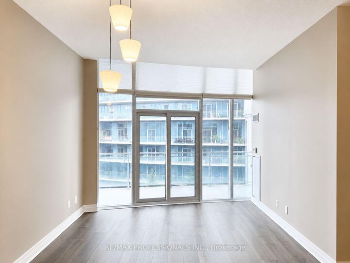 Property Photo:  58 Marine Parade Drive 438  ON M8V 0A3 