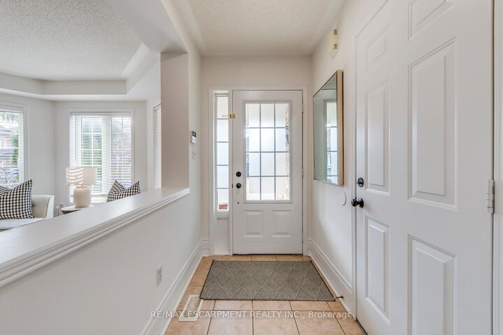 Property Photo: 5811 Page Crescent ON L7L 7N9