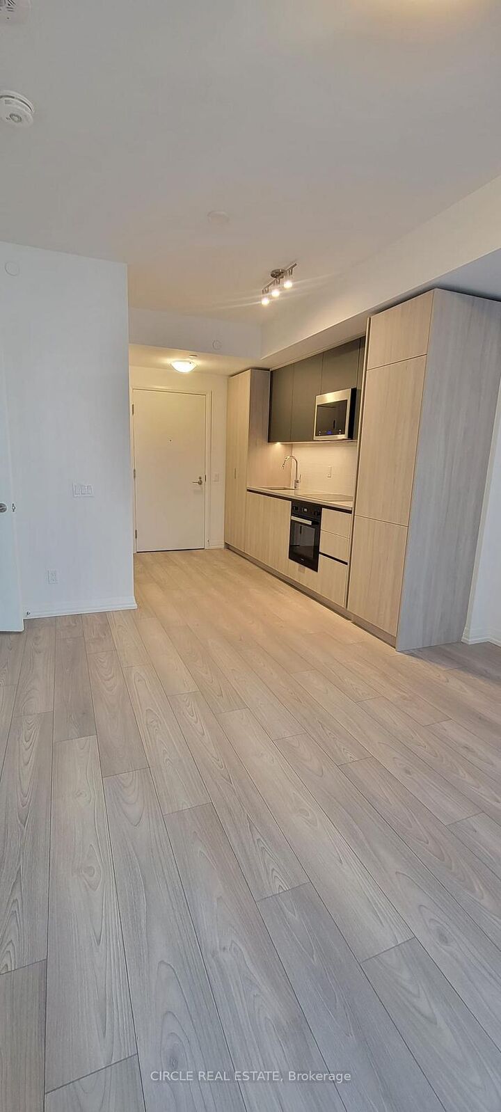Property Photo:  400 King Street W 625  ON M5V 0X8 