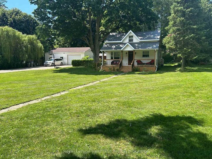 118 Isaac Street — photo 1