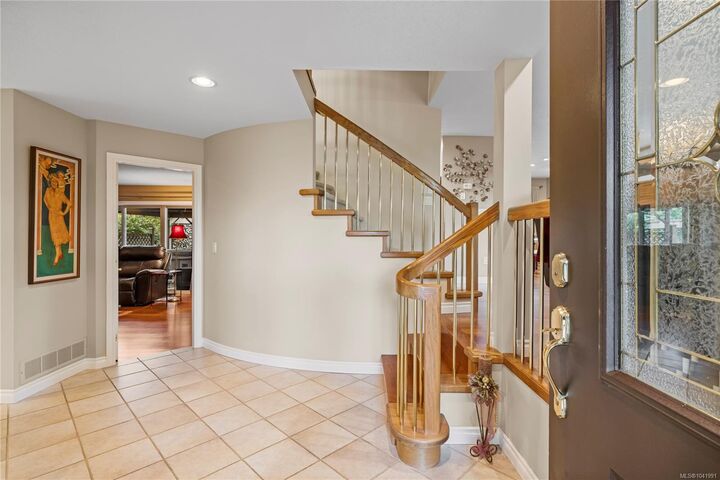 Property Photo: 779 Mulholland Dr BC V9P 2K4