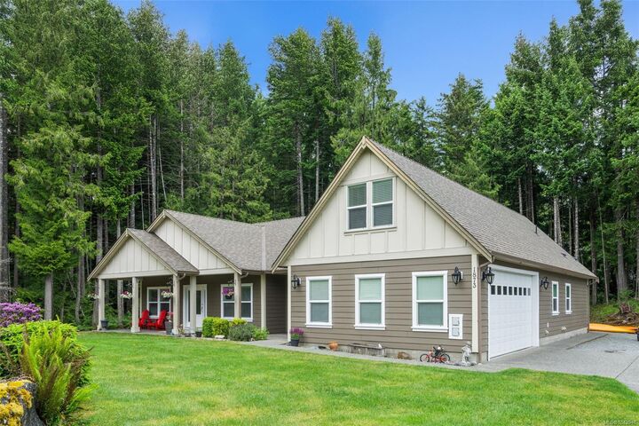 Property Photo:  1871 Highland Ridge Rd  BC V8H 2H9 