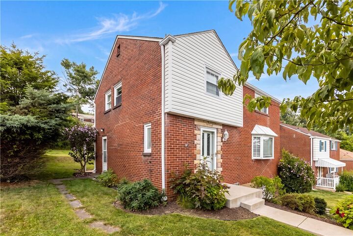 Property Photo: 1131 Girard Rd PA 15227