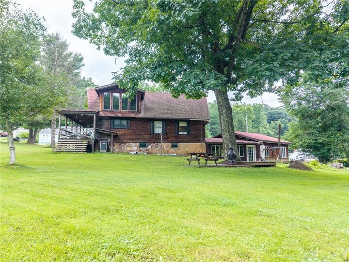 Property Photo: 433 White School Road PA 15601