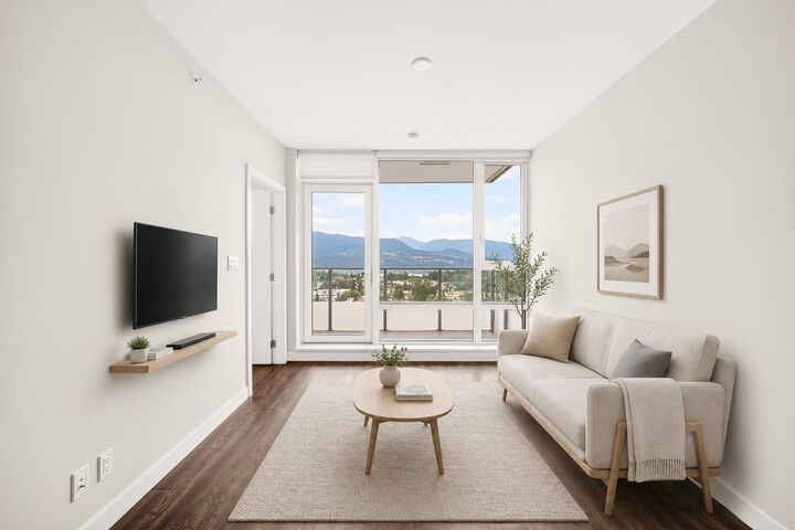 Property Photo:  567 Emerson Street 4005  BC V3J 0M8 