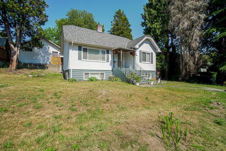 809 Sangster Place — photo 1