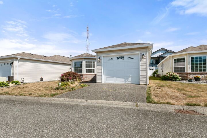 Property Photo: 8500 Young Road 7 BC V2P 4P1
