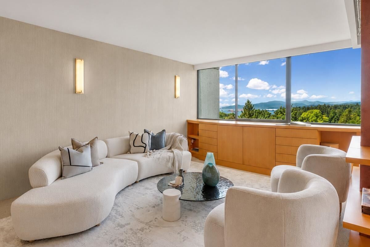 Property Photo: 2077 Nelson Street 1101 BC V6G 2Y2
