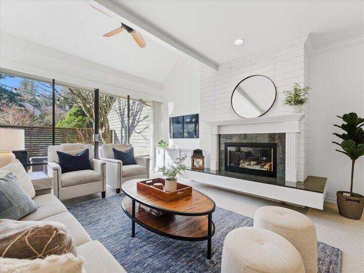 4957 Marine Drive 15 — photo 1
