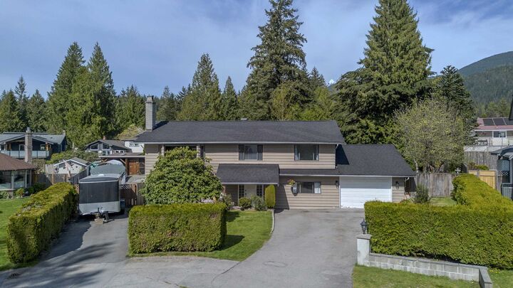 Property Photo: 2541 Montrose Way BC V0N 1T0