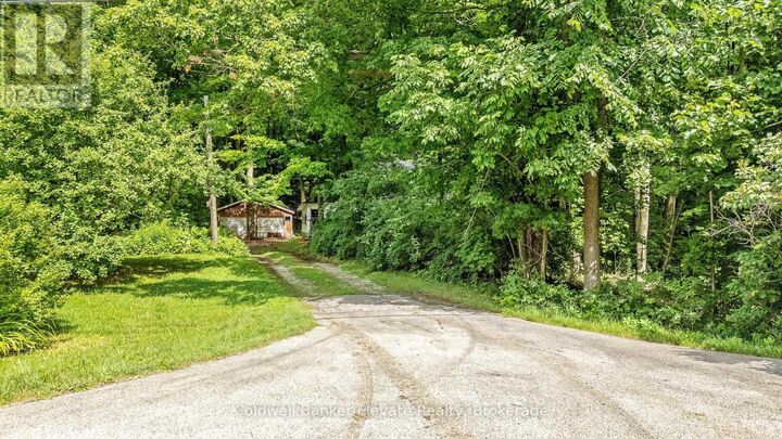 Property Photo: 2529 Campbellville Road ON L9T 2X7