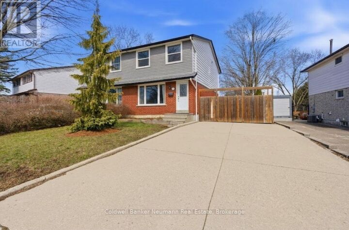 Property Photo: 28 Chartwell Crescent ON N1G 2T7