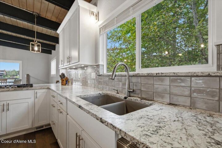 Property Photo:  522 S Stewart Ct  ID 83814 