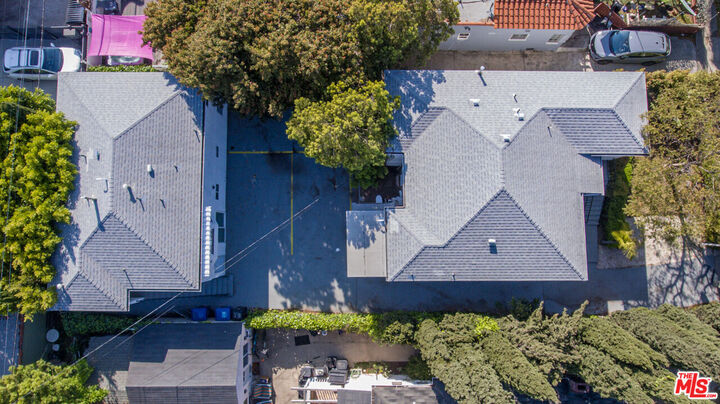 Property Photo: 6112 Saturn St CA 90035